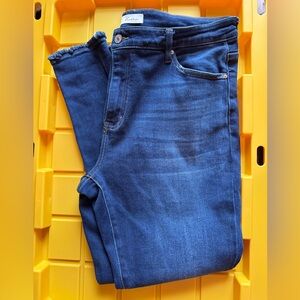 Kancan Skinny Jeans with Frayed Hem